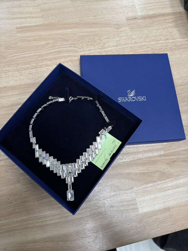 Jewelry necklace