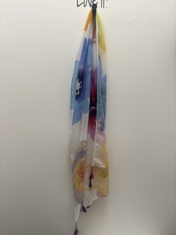 Women's scarf