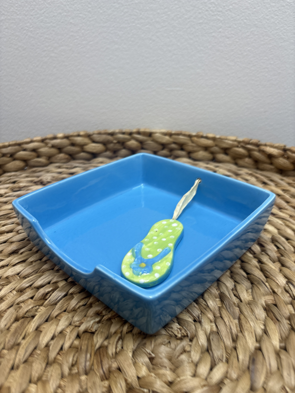 Kitchen napkin holder