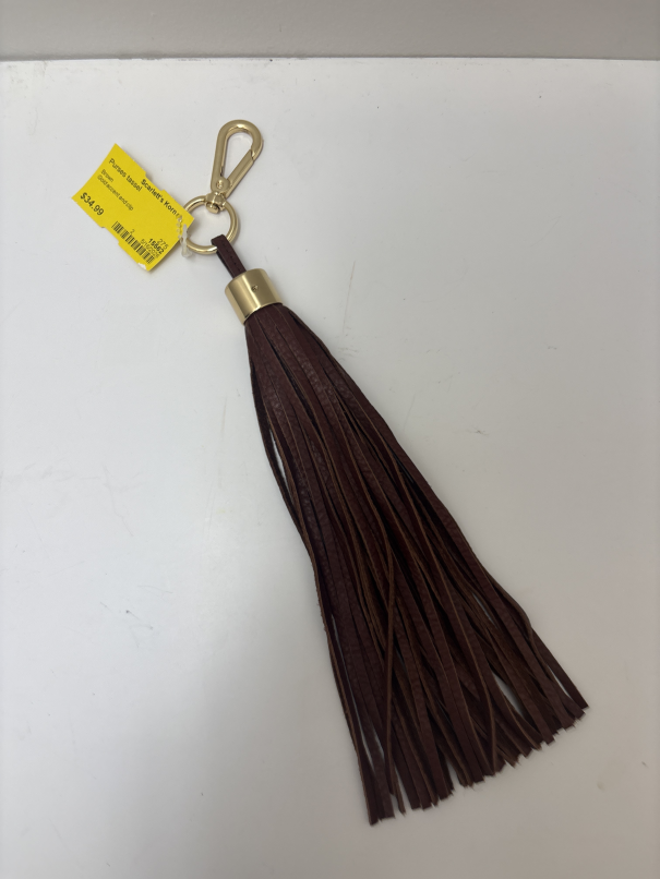 Purses tassel