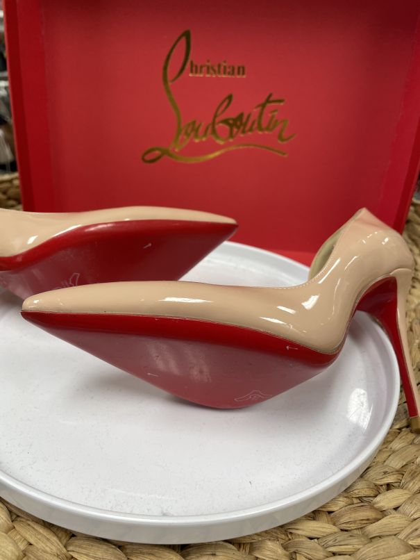 Shoes high heels