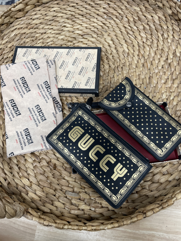 Purses wrislet + eye case