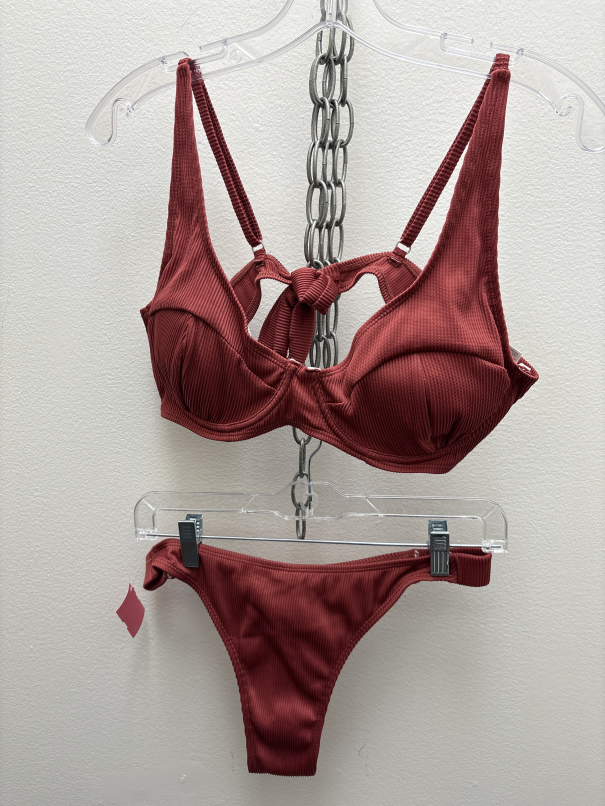 Women's Swim