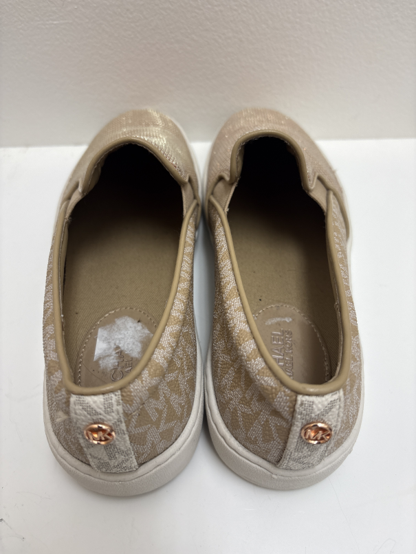 Shoes slip ons