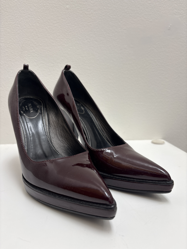 Shoes high heels