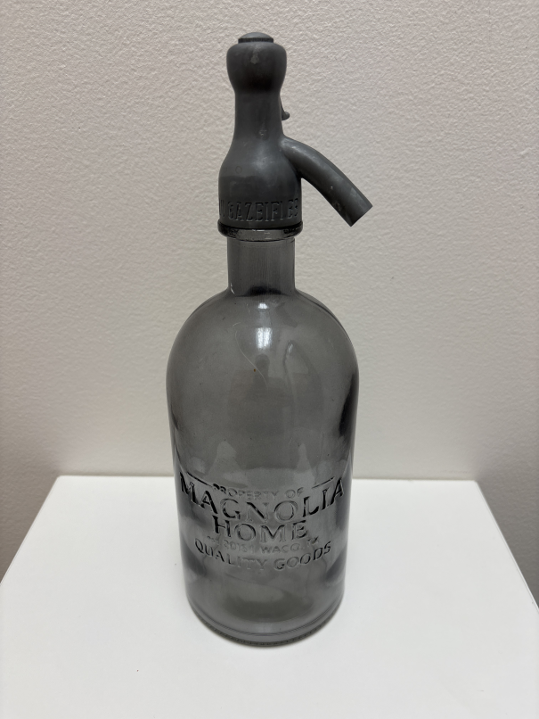Decor Magnolia Bottle